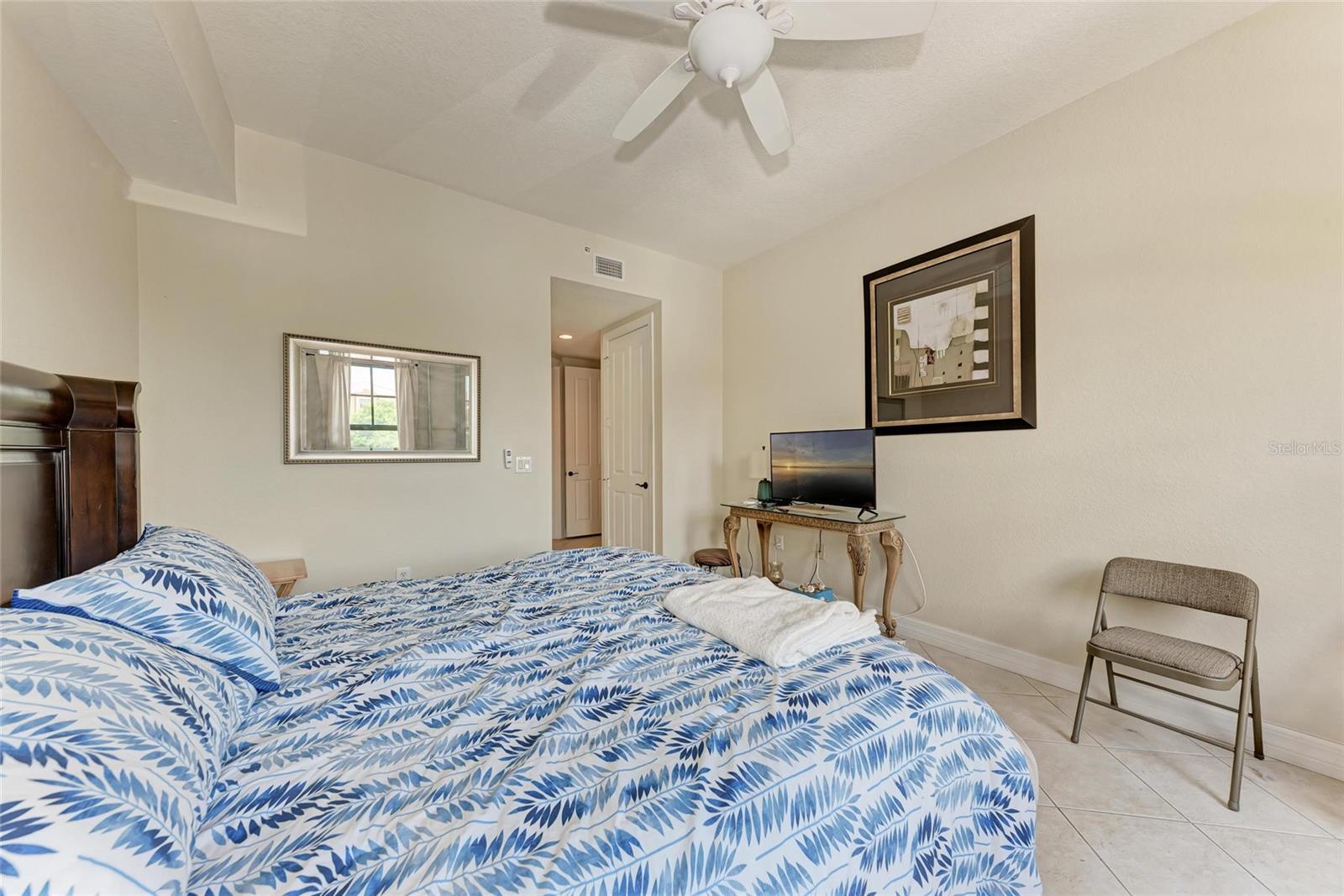 BOCA LAGO AT VIVANTE II BLDG2 UN210 3049/233&GS23 - Residential Lease