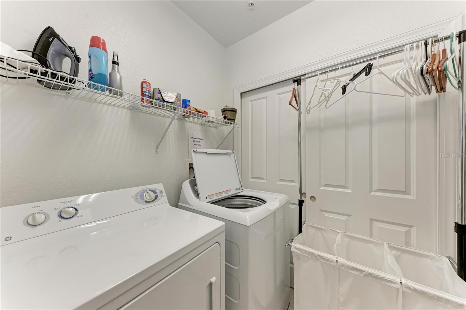 BOCA LAGO AT VIVANTE II BLDG2 UN210 3049/233&GS23 - Residential Lease