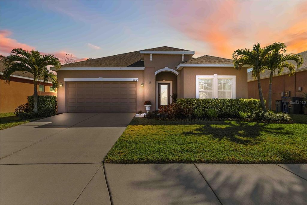 Photo of 10837 79th Street E, Parrish, FL 34219 (MLS # A4681248)