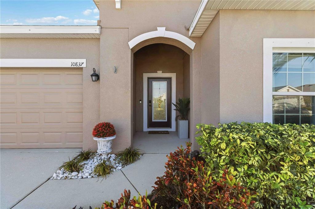 Photo of 10837 79th Street E, Parrish, FL 34219 (MLS # A4681248)