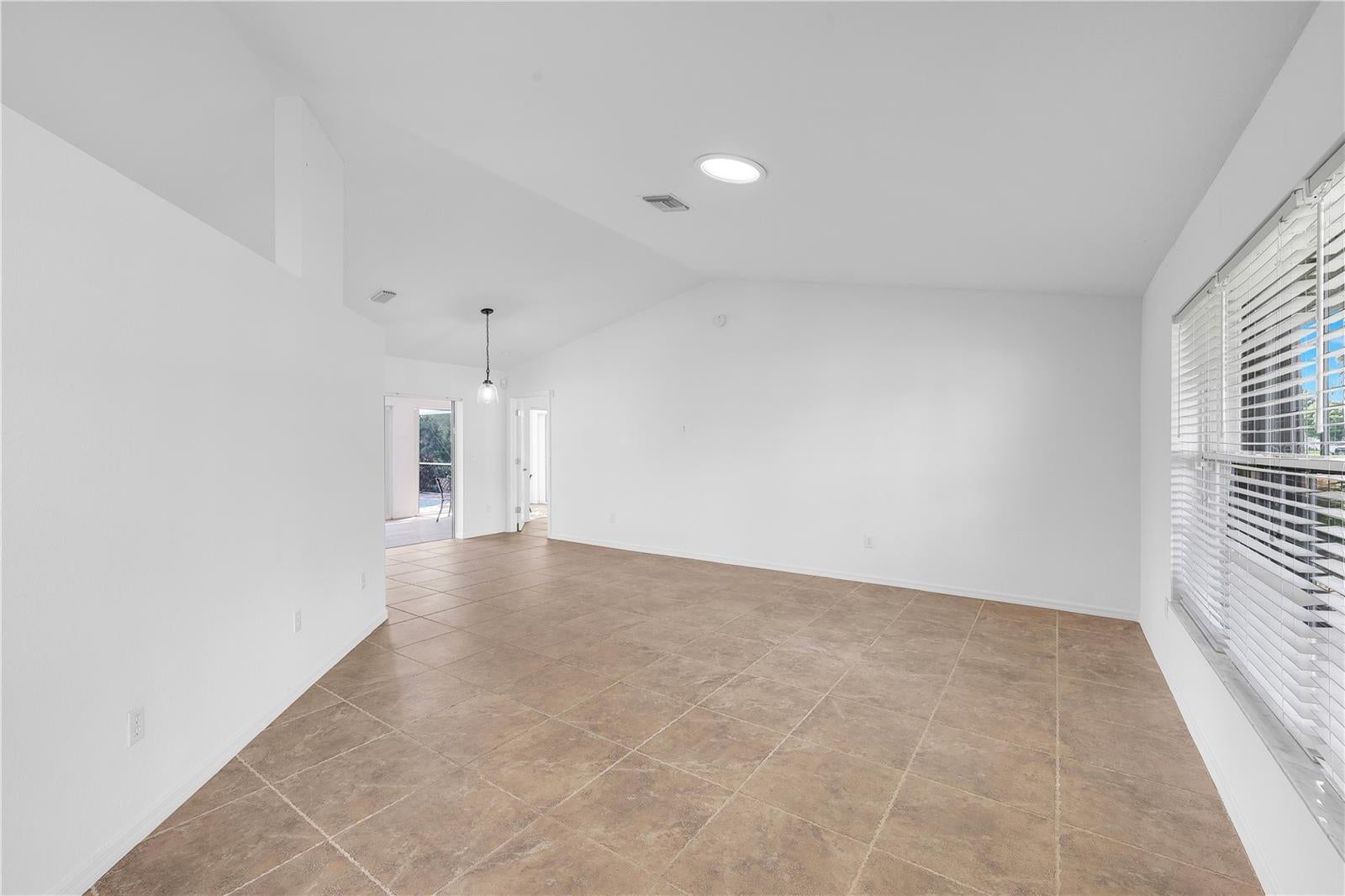 310 SE 23RD STREET