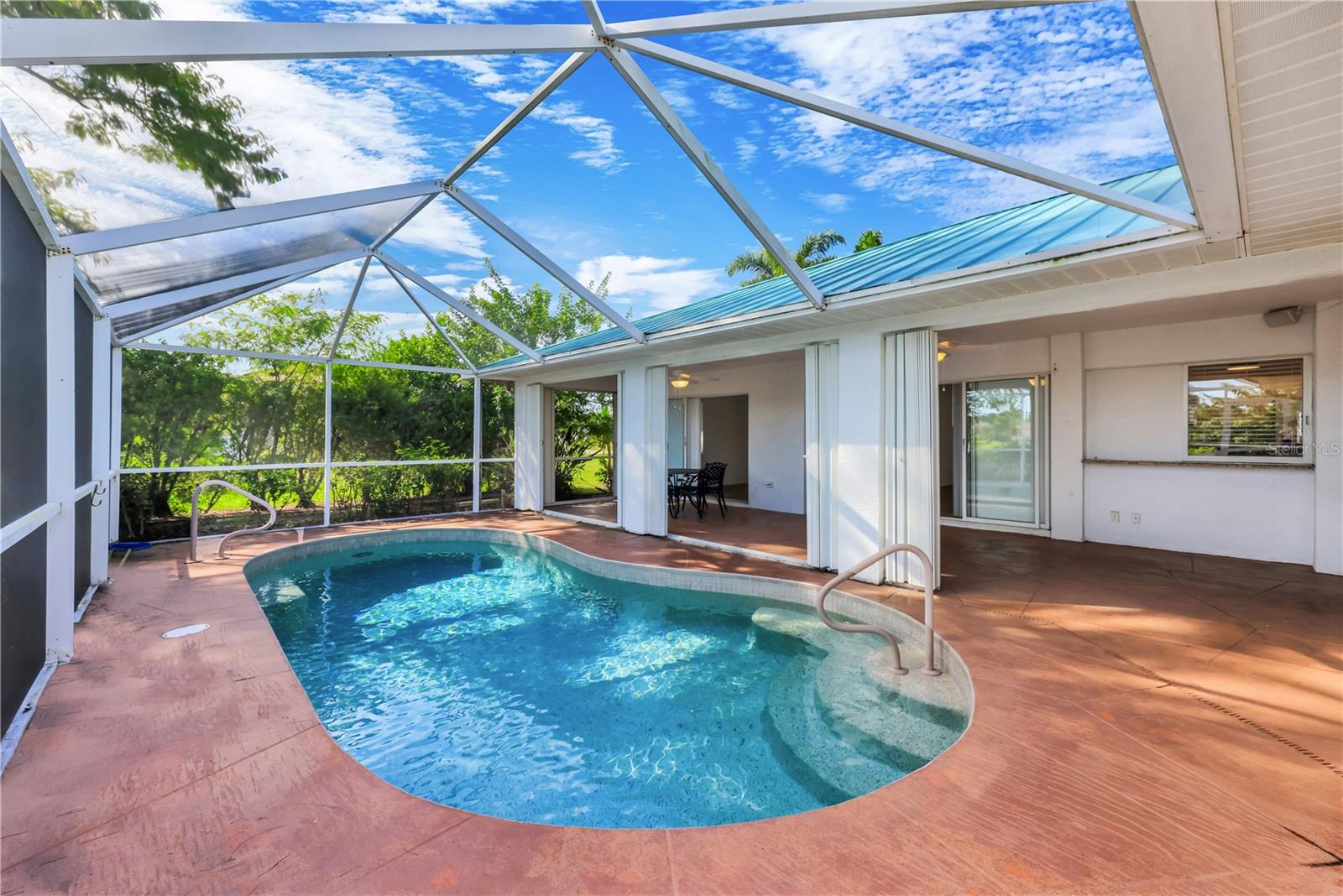 310 SE 23RD STREET