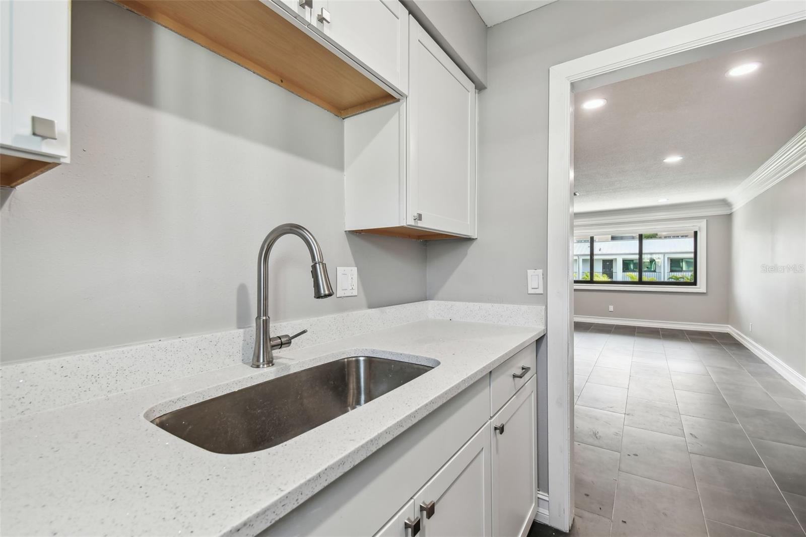 HARBOR BLUFFS SEC 1 - Residential Lease