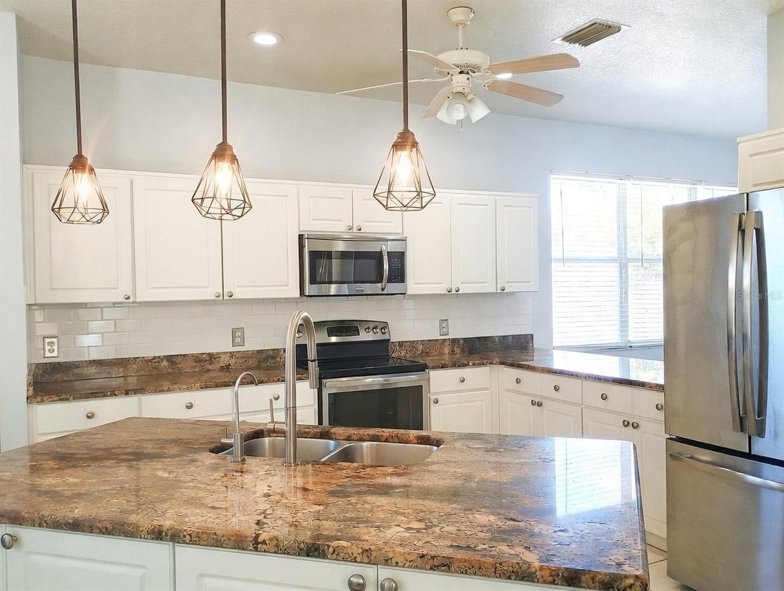 TANGERINE HILL - Residential