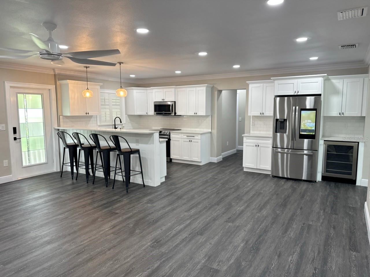 WEST LAKE PASADENA SUB - Residential