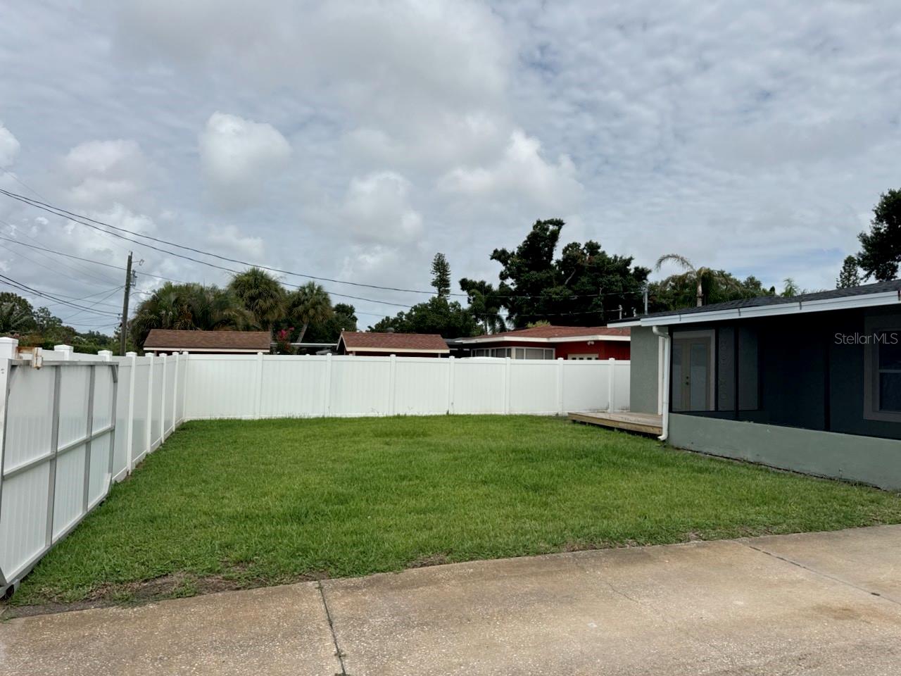 WEST LAKE PASADENA SUB - Residential