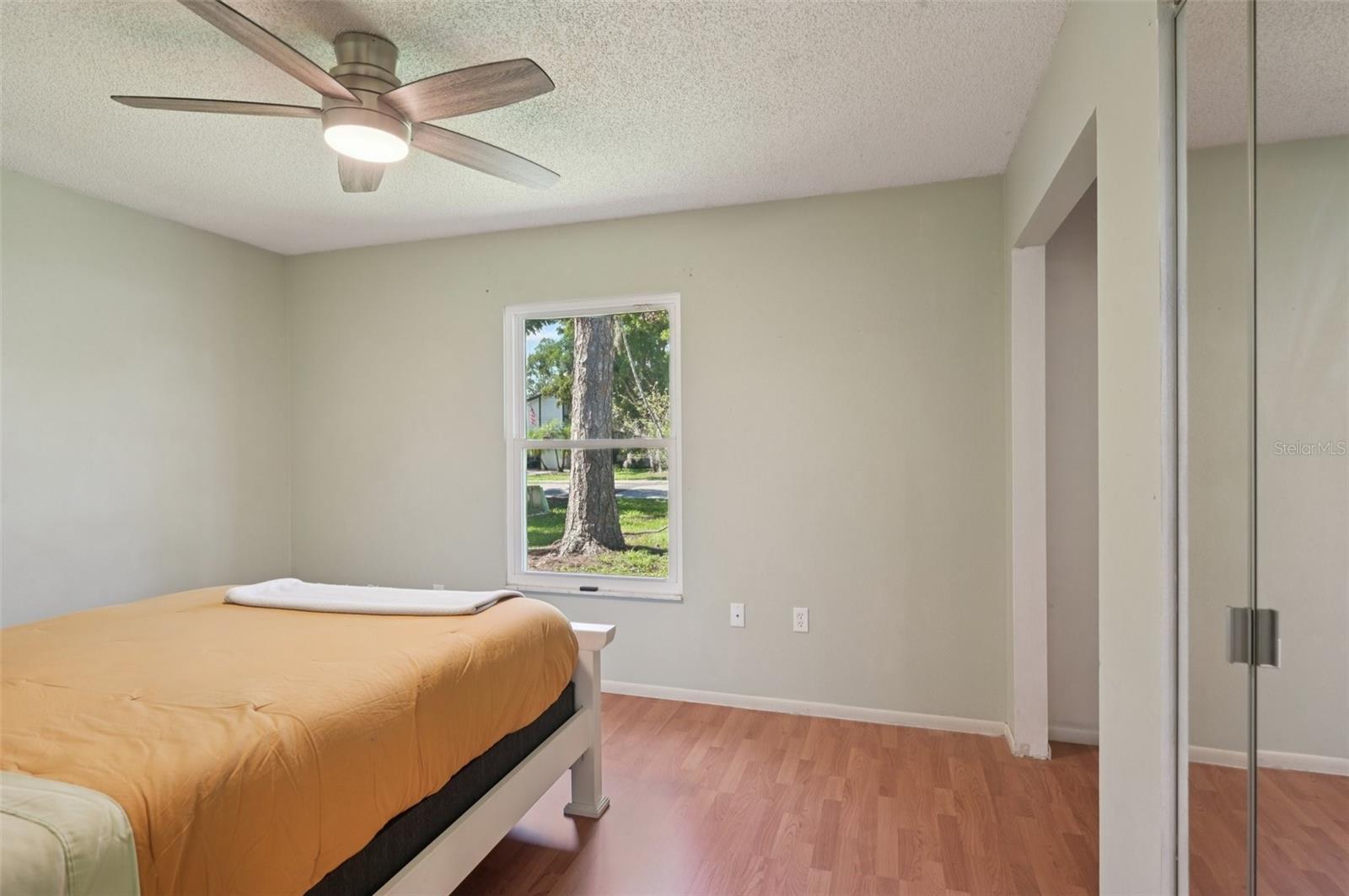 LAKE SARASOTA - Residential