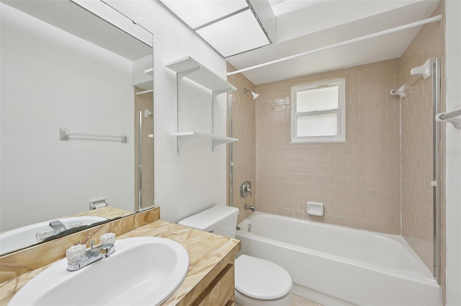 LAKE SARASOTA - Residential