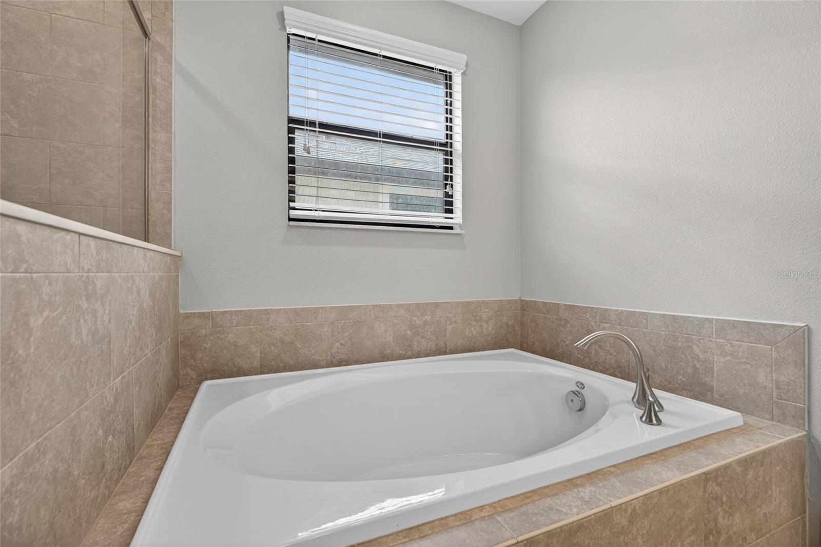 ARBORS/WIREGRASS RANCH - Residential