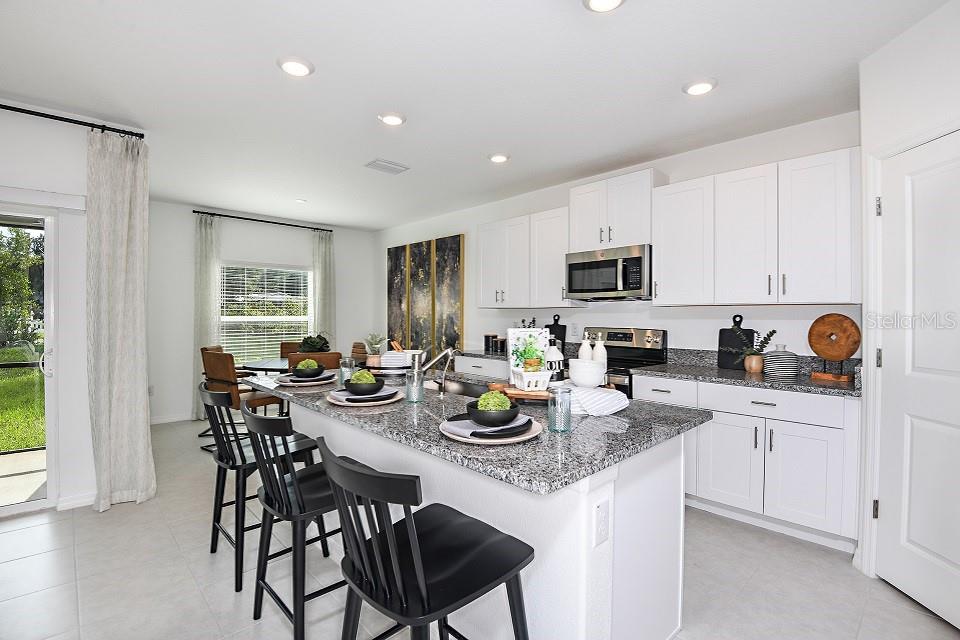 ABBOTT SQUARE - Residential