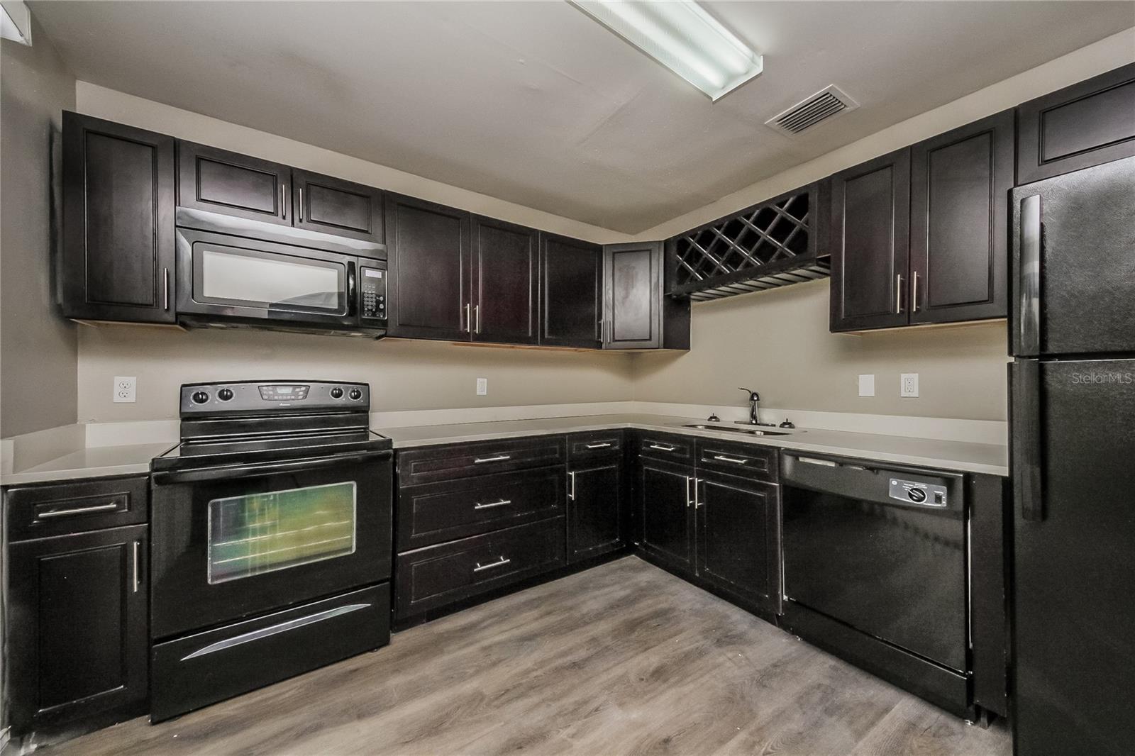 HUCKLEBERRY FIELDS TR N1A - Residential Lease