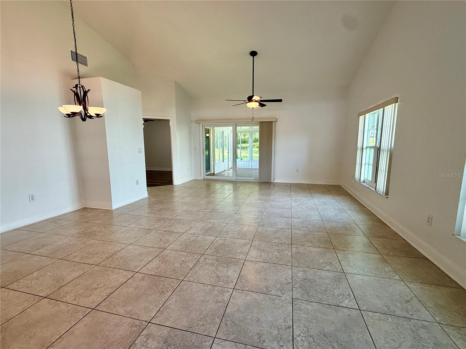 2461 BENTLEY DRIVE