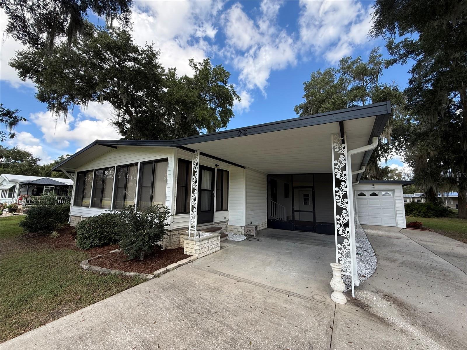 42 ROBIN ROAD