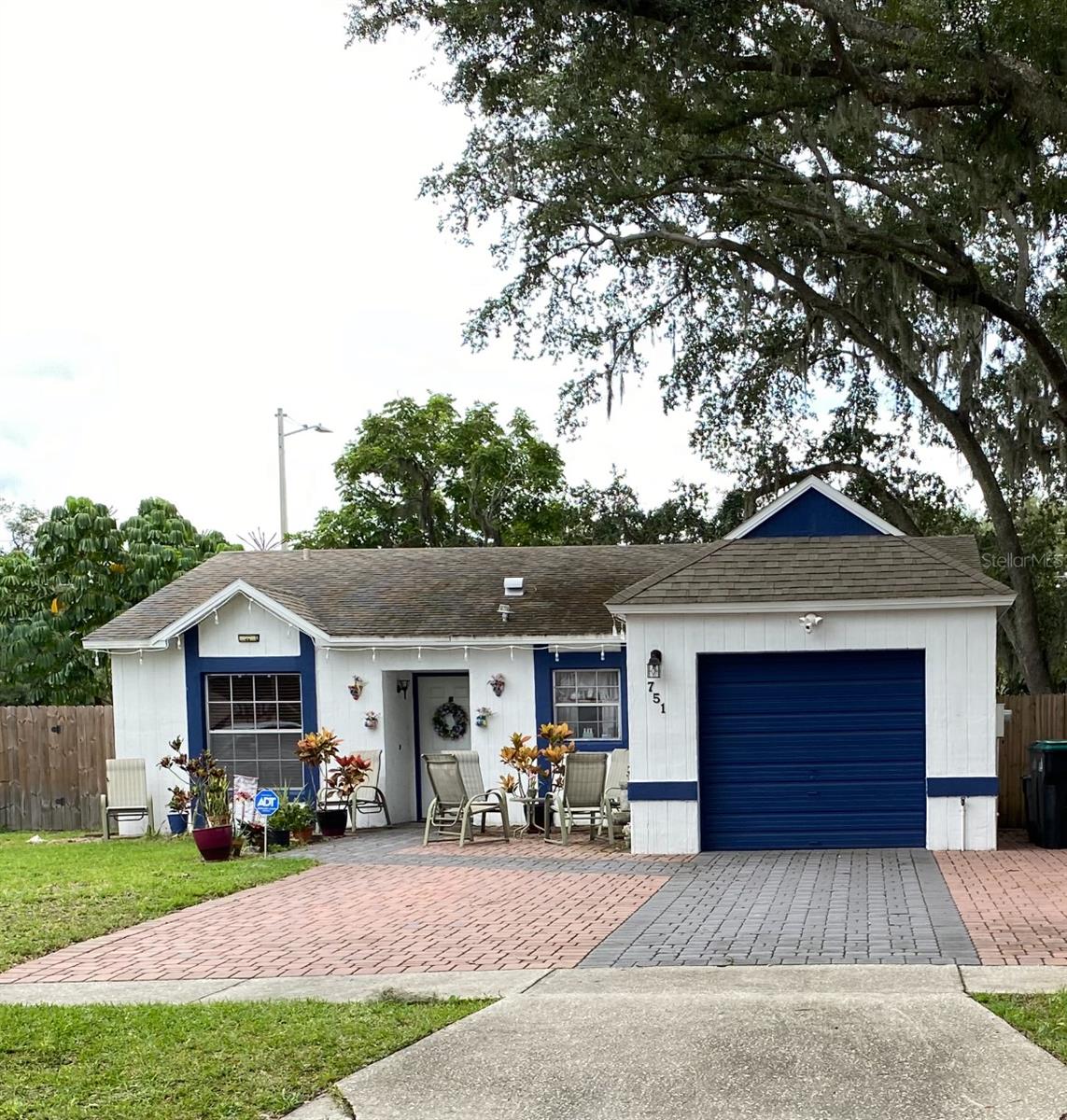 Home in Valencia Gardens – A Rare Opportunity in a Prime Location! Your perfect home awaits in the highly desirable Valencia Gardens neighborhood! This beautifully maintained 3-bedroom, 2-bath gem offers the ultimate in comfort and convenience, all at an unbeatable price.
Why You’ll Love This Home:
Prime Location: Situated directly across from Valencia Community College, minutes from UCF, Orlando International Airport, and major theme parks, you’ll enjoy easy access to all the best that Central Florida has to offer, from work and school to entertainment and relaxation.
New 25’x10’ Sunroom with AC: Imagine spending evenings in your private, air-conditioned sunroom, perfect for cozy family dinners, movie nights, or simply unwinding with a good book. Whether it's a weekend BBQ or quiet time with loved ones, this space is made for memories!
Move-In Ready: With 3 spacious bedrooms, 2 bathrooms, and a single-car garage, this home is ready to welcome you. Well-maintained, it offers a fresh canvas for your personal touch while providing all the comforts you need right now.
Affordable and High Demand: With the unbeatable combination of a prime location and affordable pricing, this home is a rare find in today’s hot market. Homes like this don’t last long!
Perfect for first-time homebuyers, investors, or anyone seeking the convenience of living in one of Orlando’s most coveted areas.
This is your chance to own a beautiful home in a high-demand location at an incredible price.
Act Fast! Showings are available by appointments.
This opportunity won’t last—schedule your showing today and make this dream home yours before someone else does!