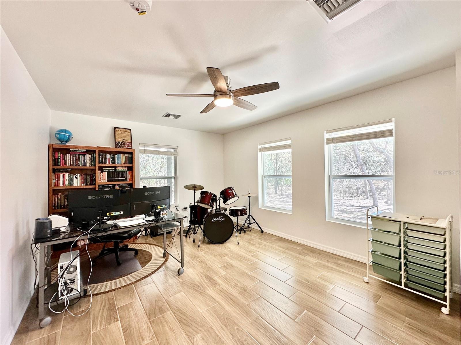 FOX GROVE FARMS - Residential