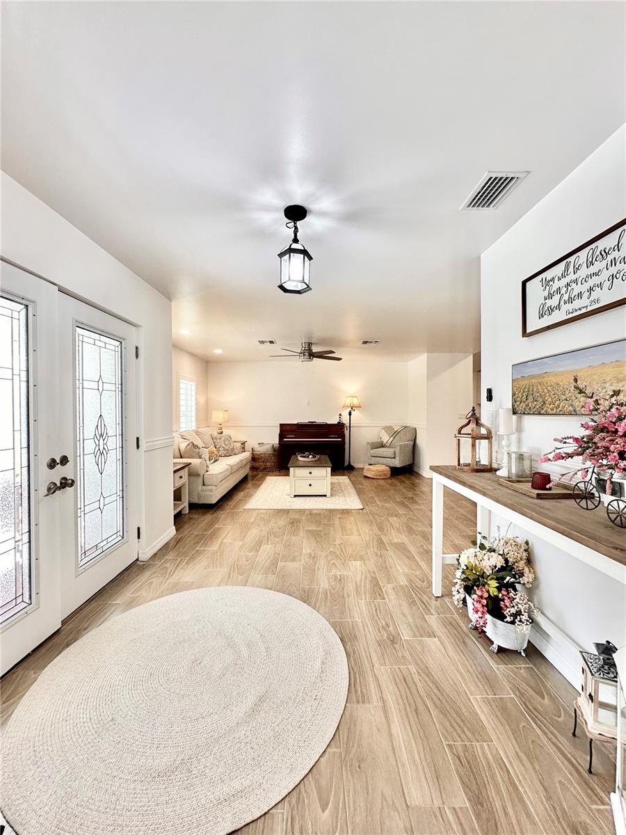 FOX GROVE FARMS - Residential