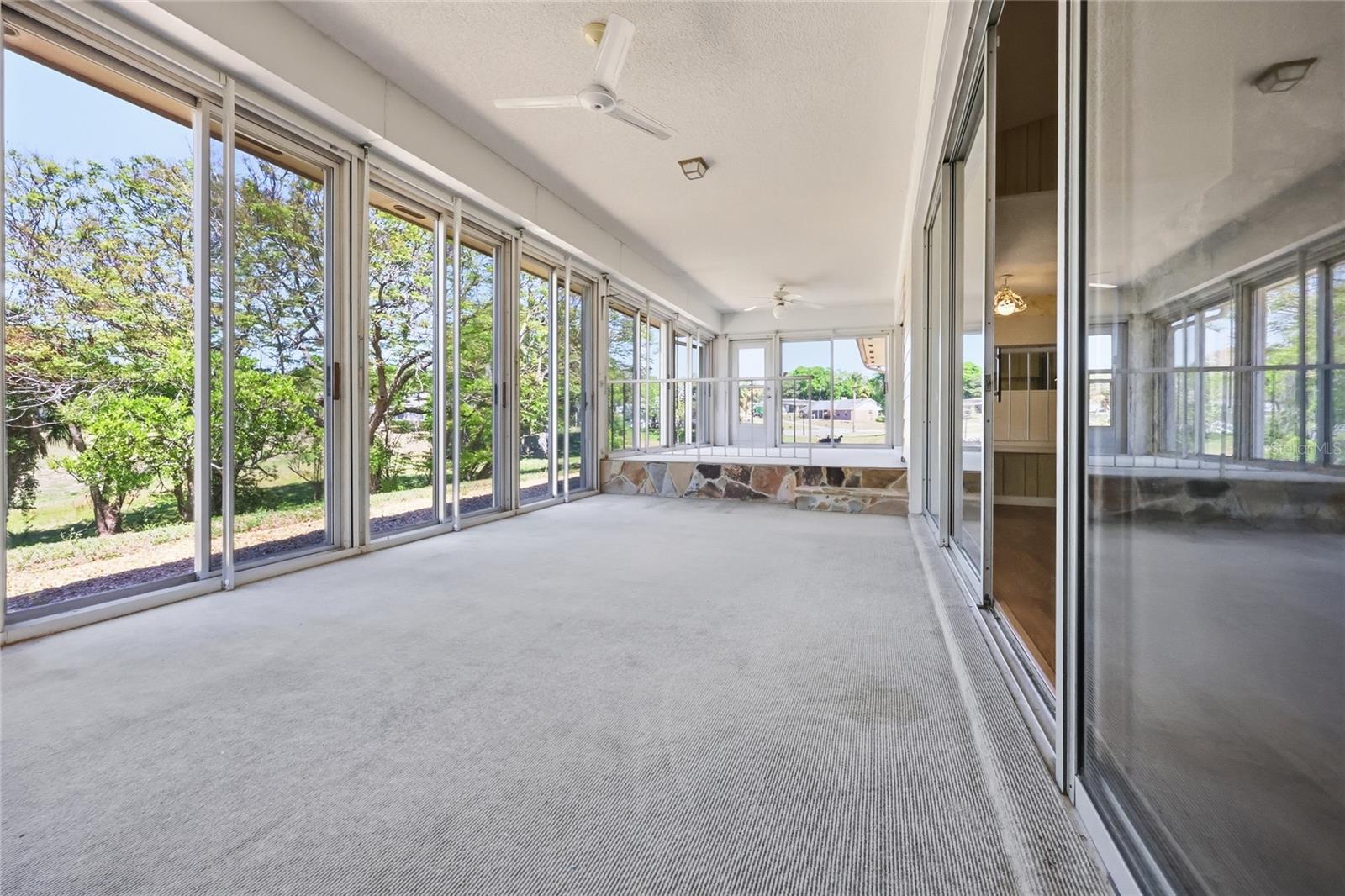 ERROL ESTATE - Residential