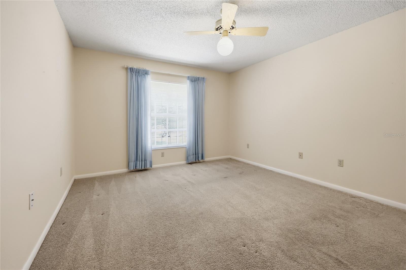 ERROL ESTATE - Residential