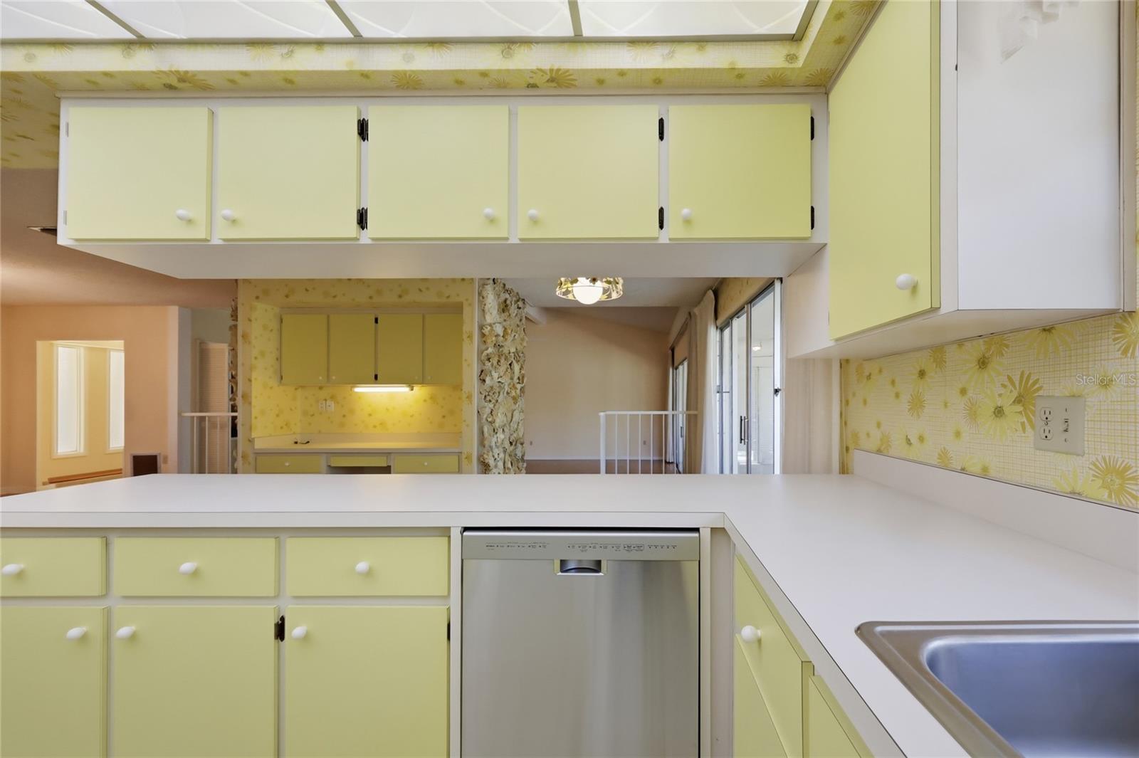 ERROL ESTATE - Residential