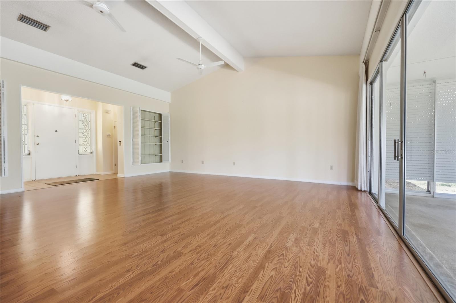 ERROL ESTATE - Residential