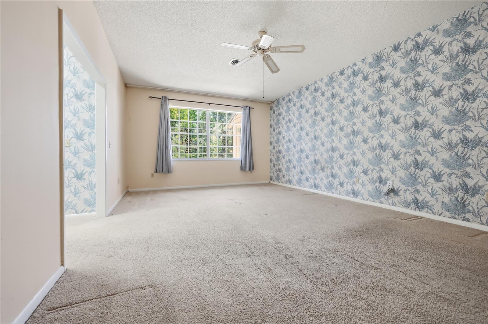 ERROL ESTATE - Residential