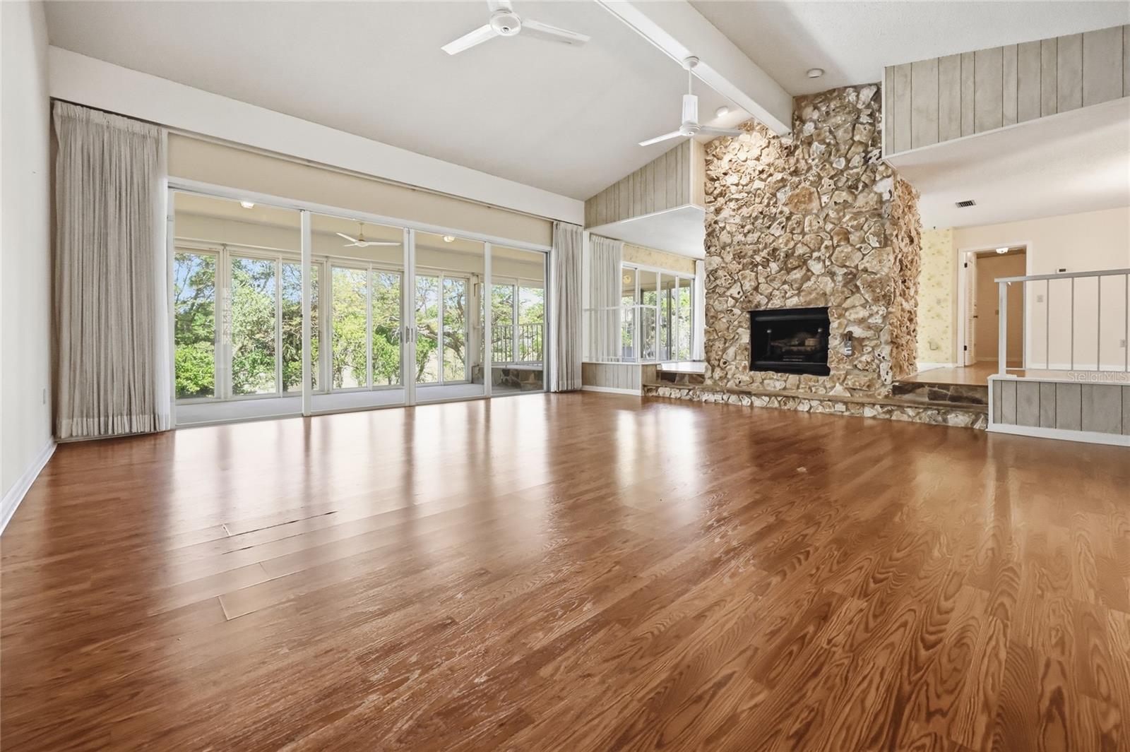 ERROL ESTATE - Residential