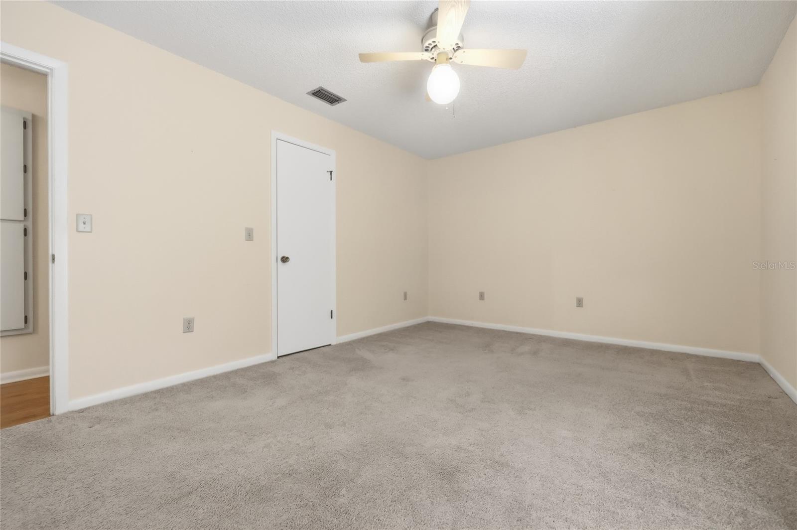 ERROL ESTATE - Residential