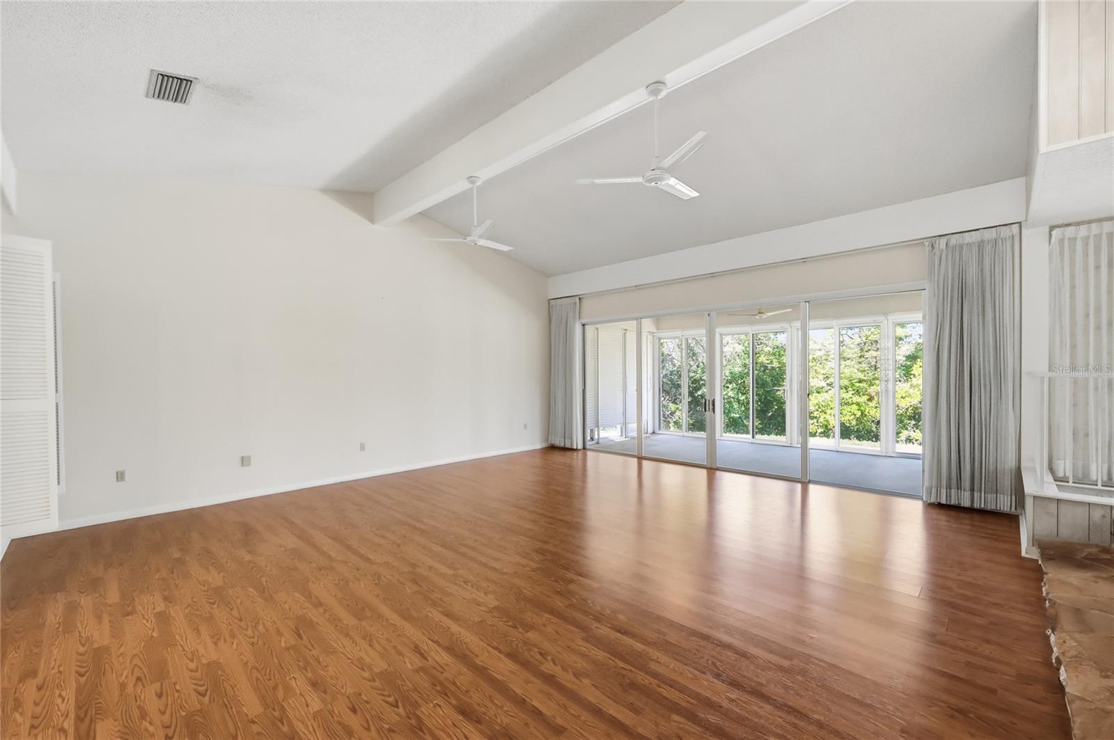 ERROL ESTATE - Residential