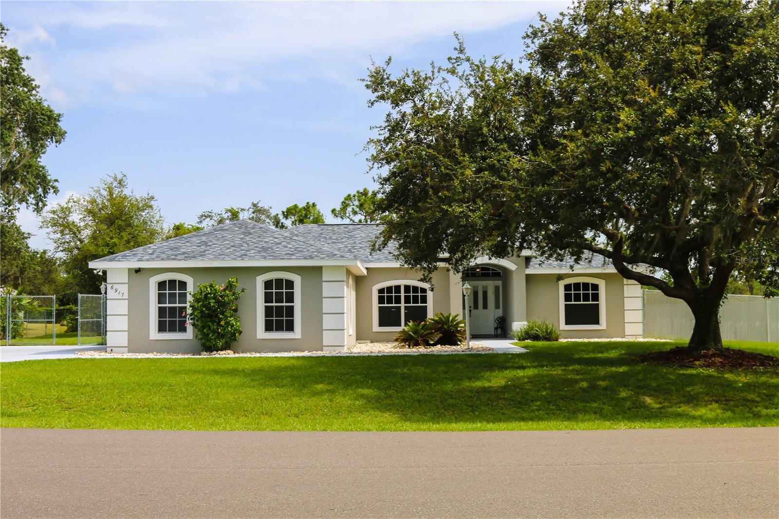 Listing image 1