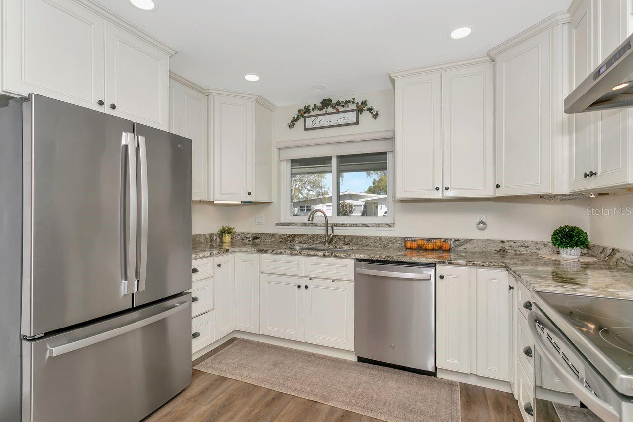 HARBOR CREST - Residential