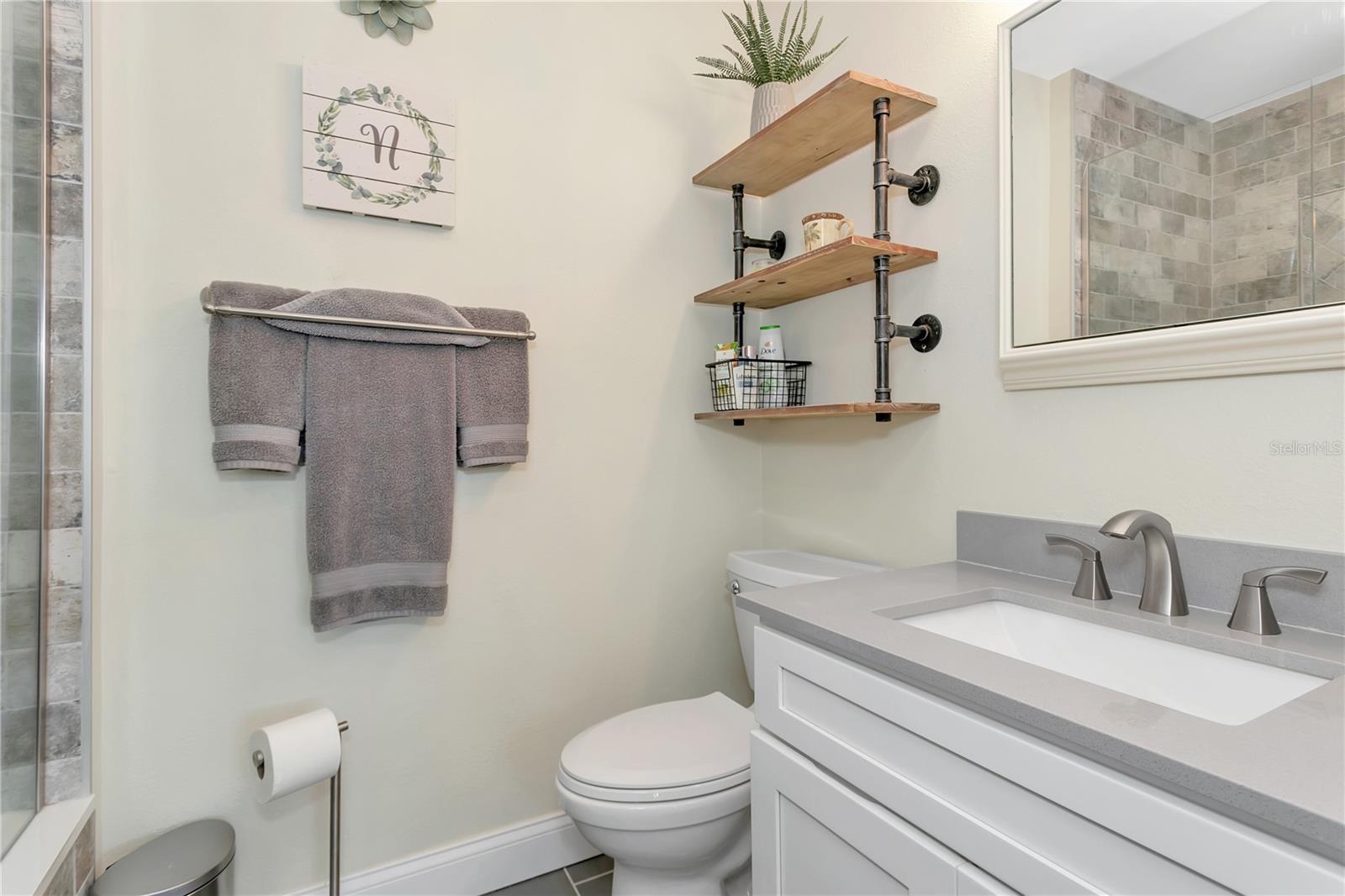 HARBOR CREST - Residential