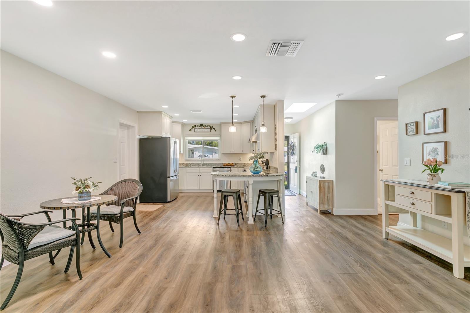 HARBOR CREST - Residential