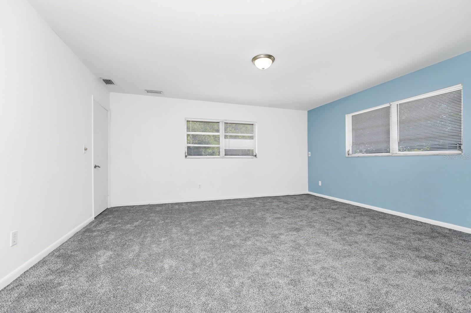 ENGELWOOD PARK - Residential Lease