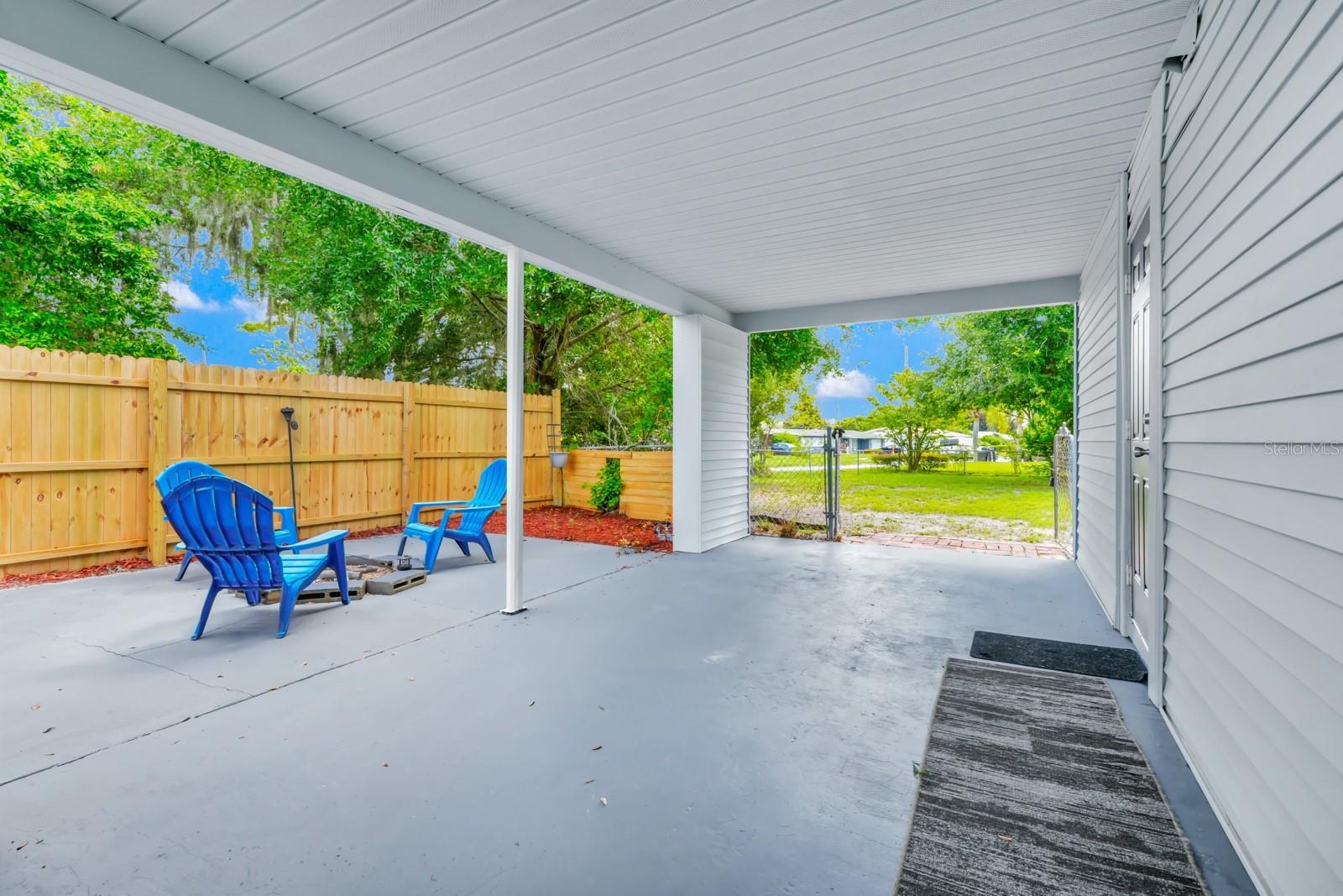 ENGELWOOD PARK - Residential Lease