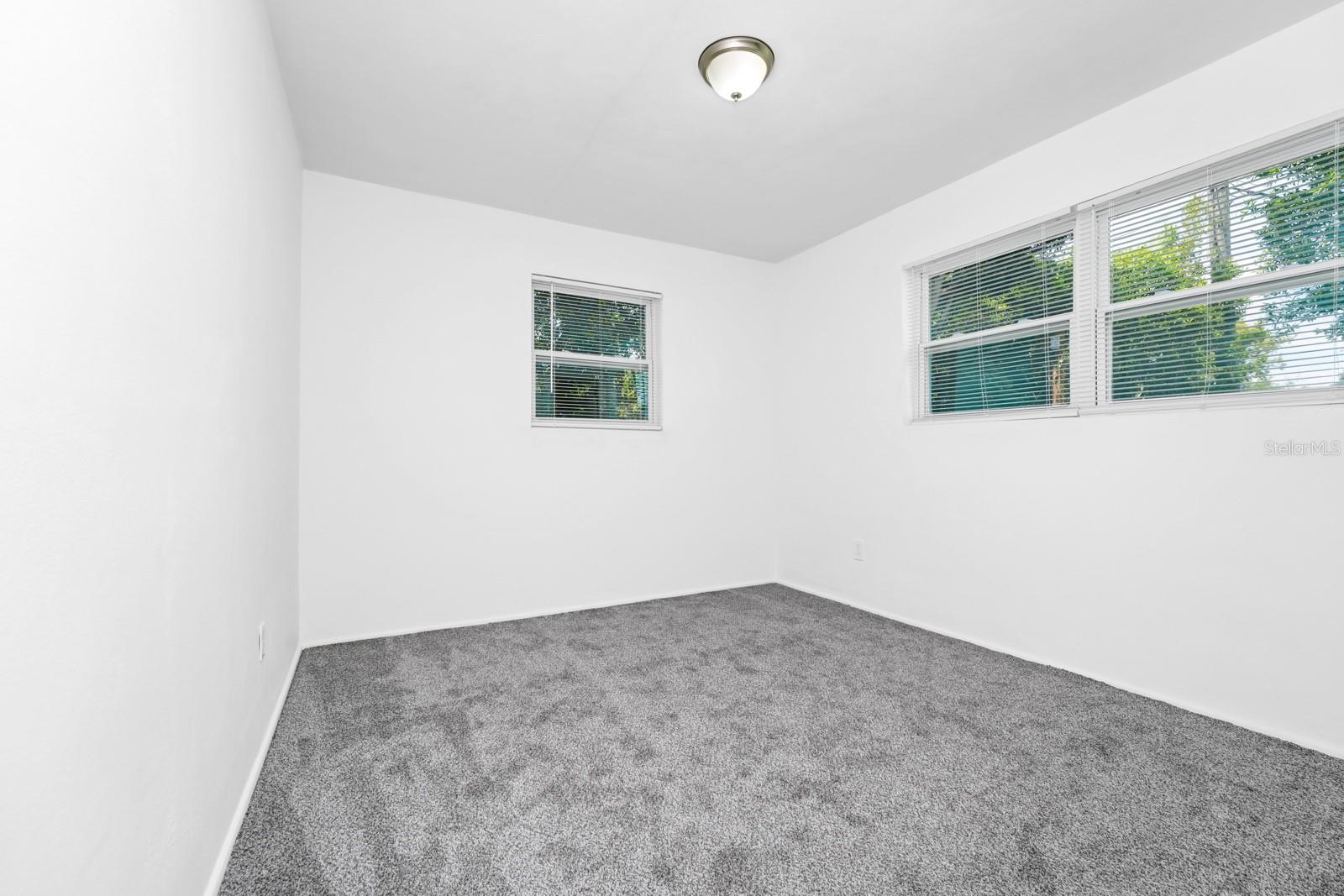 ENGELWOOD PARK - Residential Lease