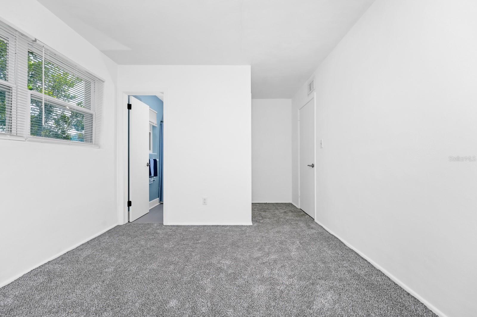 ENGELWOOD PARK - Residential Lease