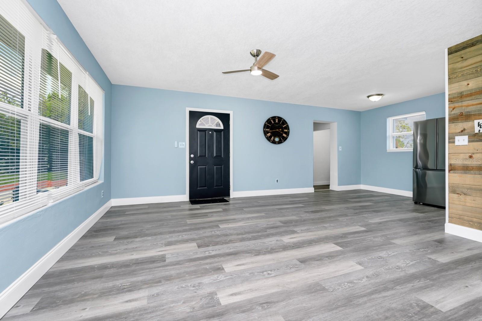 ENGELWOOD PARK - Residential Lease