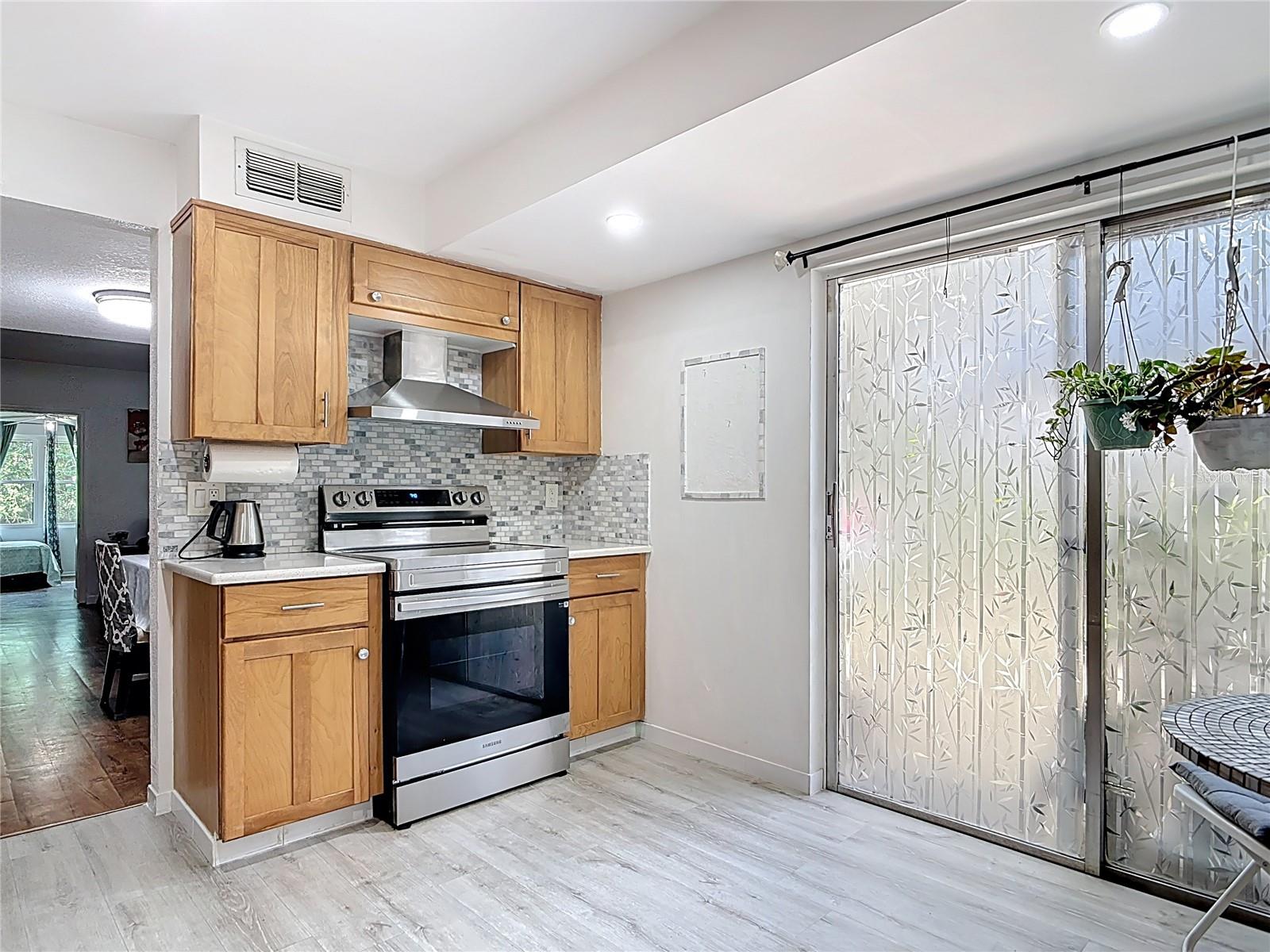 LAKE OF THE WOODS SEC 01 TWNHS - Residential