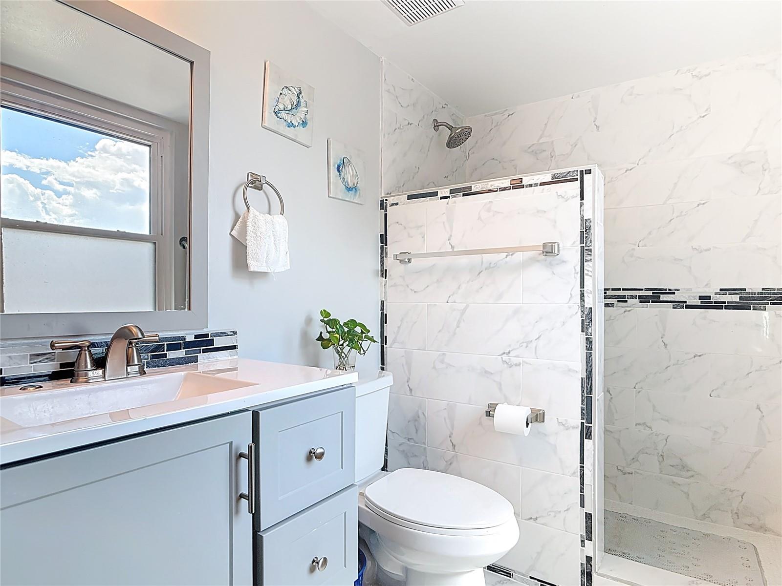 LAKE OF THE WOODS SEC 01 TWNHS - Residential