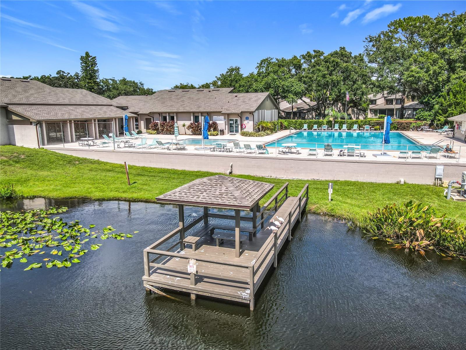 LAKE OF THE WOODS SEC 01 TWNHS - Residential