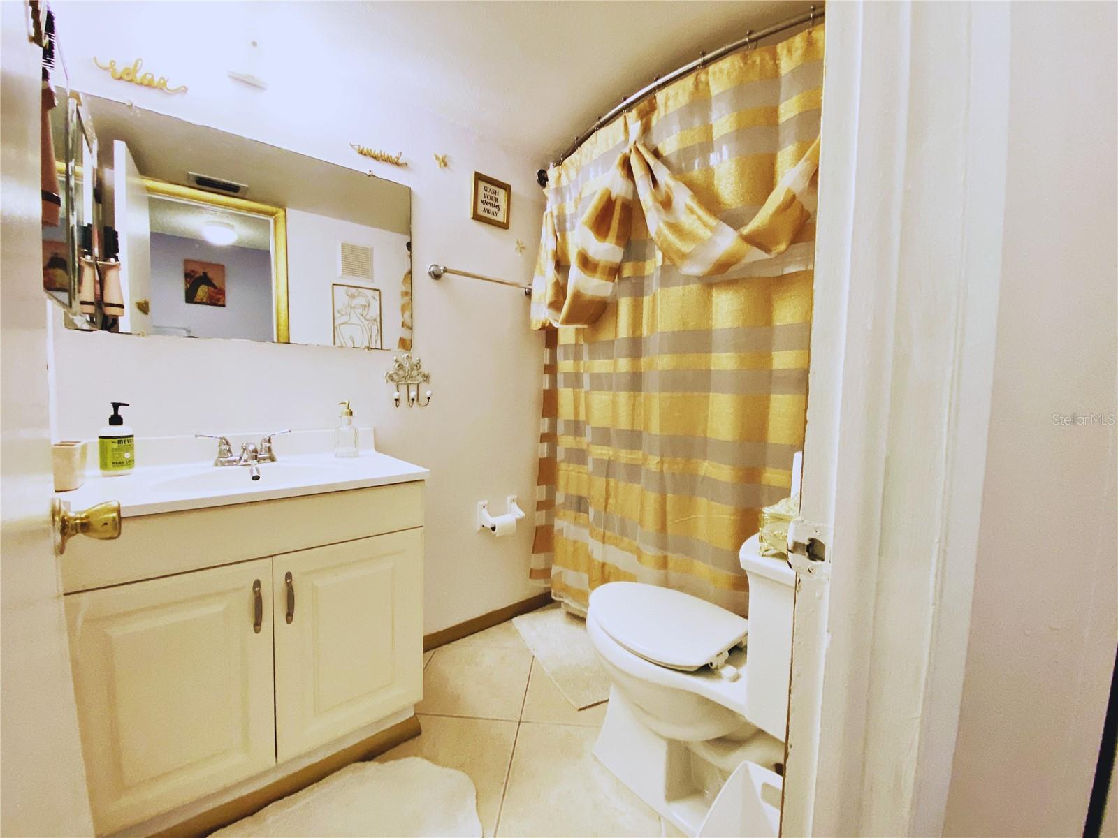 ST ANDREWS COVE CONDO - Residential Lease