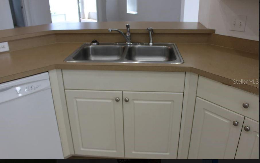 Coral Trace - Residential Lease