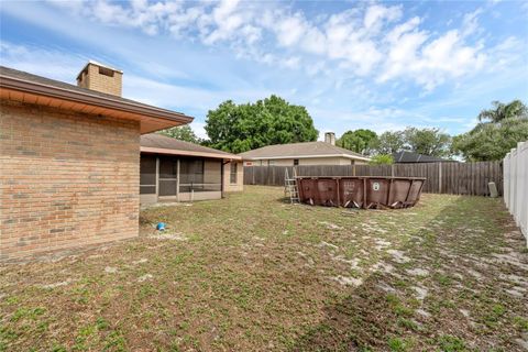 A home in LAKELAND