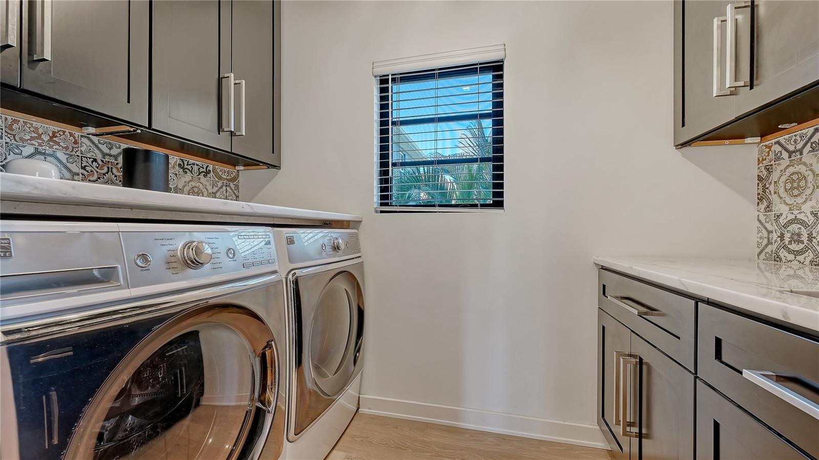 SARASOTA BEACH - Residential