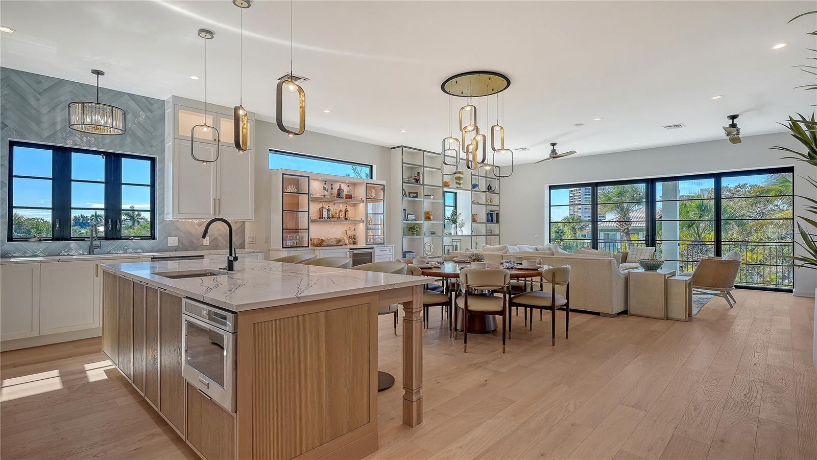 SARASOTA BEACH - Residential