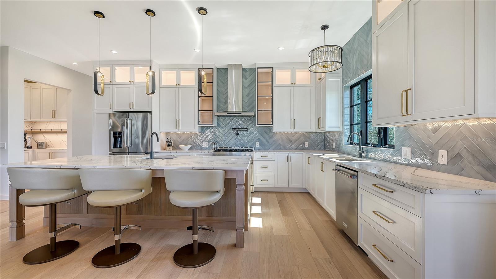 SARASOTA BEACH - Residential