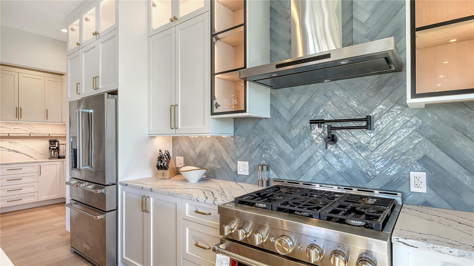 SARASOTA BEACH - Residential