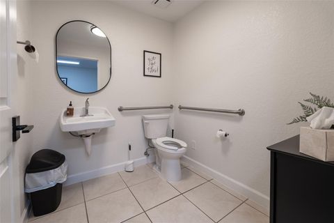 Tiny photo for 1720 E Cr-484 E, Belleview, FL 34420 (MLS # OM721334)