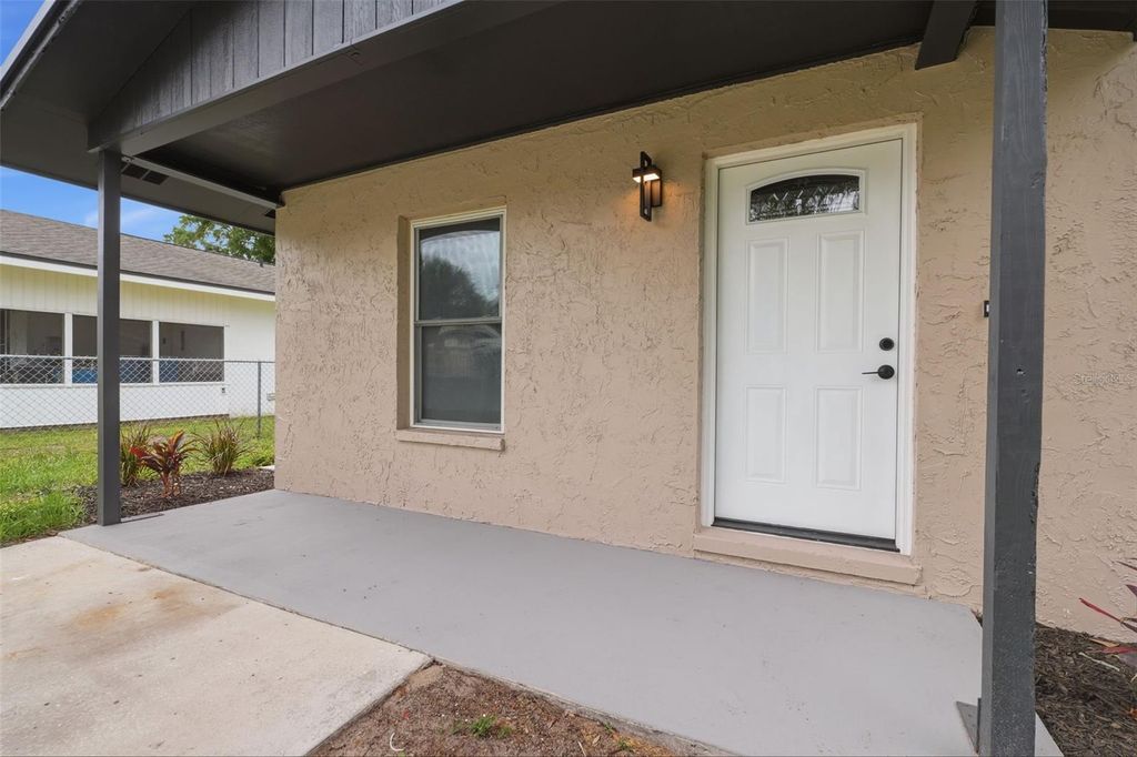 Photo of 1807 N Barnes Street, Plant City, FL 33563 (MLS # TB8514111)