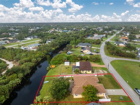 A home in PORT CHARLOTTE